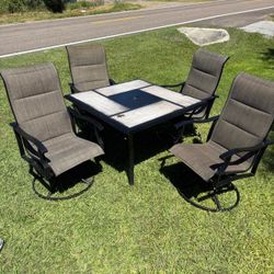 Outdoor Patio Set – Table + 4 Chairs