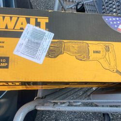 Sawzall Dewalt Dwe304