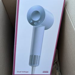 Brand New : Dual Voltage Hair Dryer for Worldwide Travel