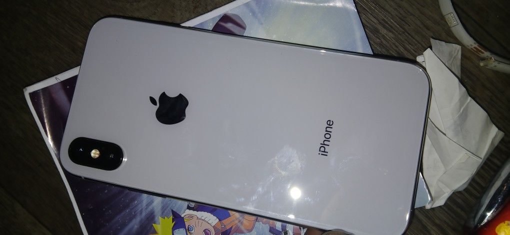 IPhone X 128gb LOCKED