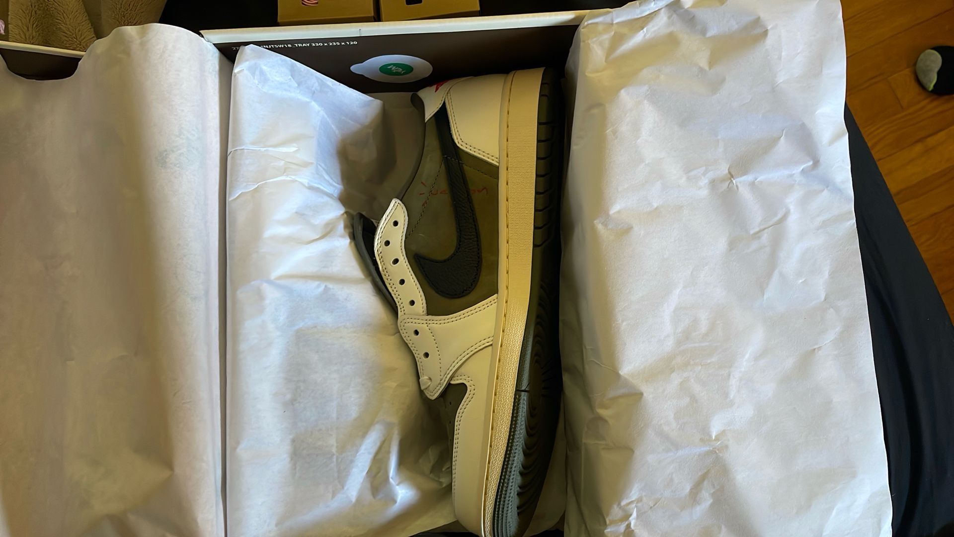 TRAVIS SCOTTS REVERSE OLIVES 2024