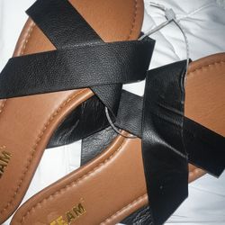 Women’s Size 10 Sandals 