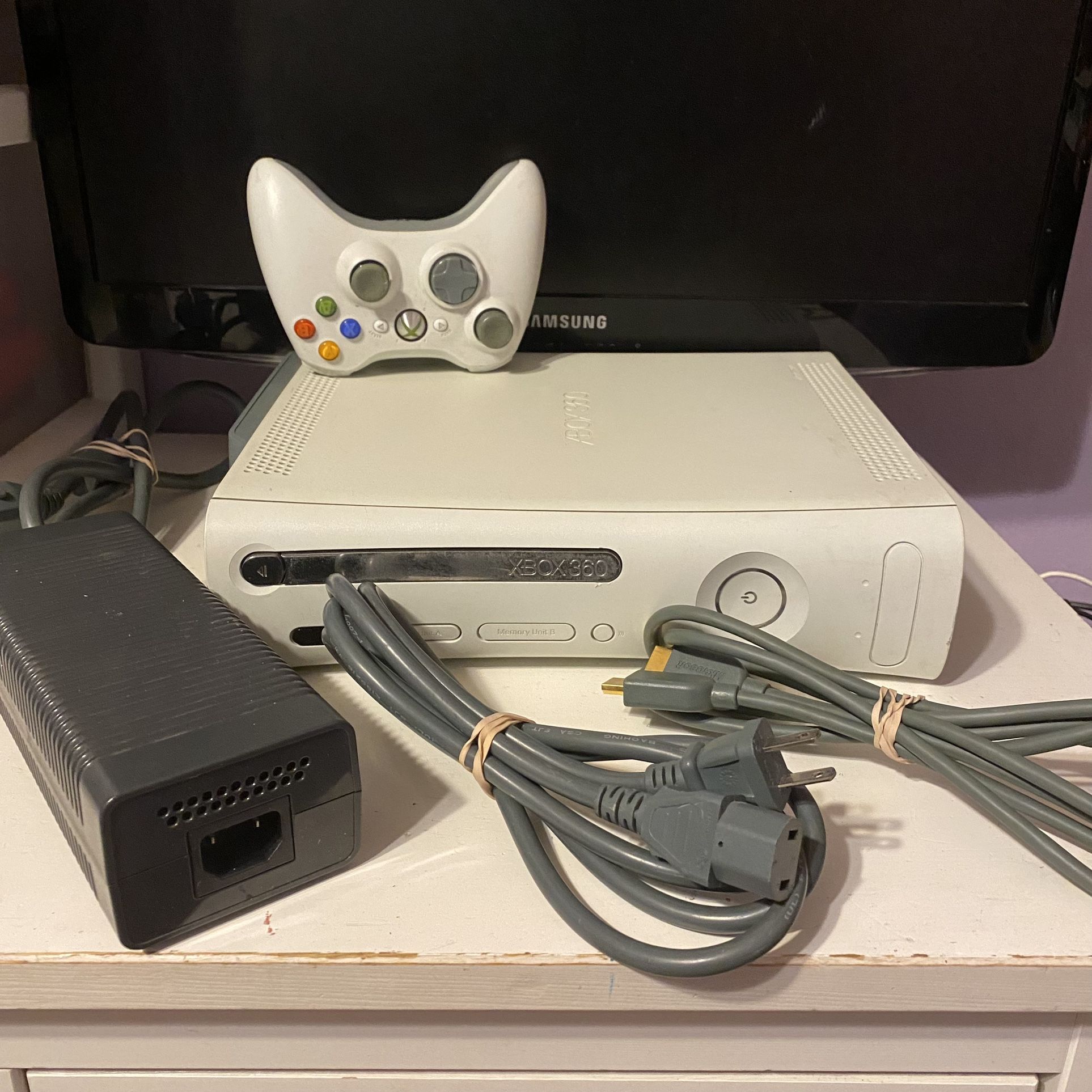 Xbox 360 Elite “White”