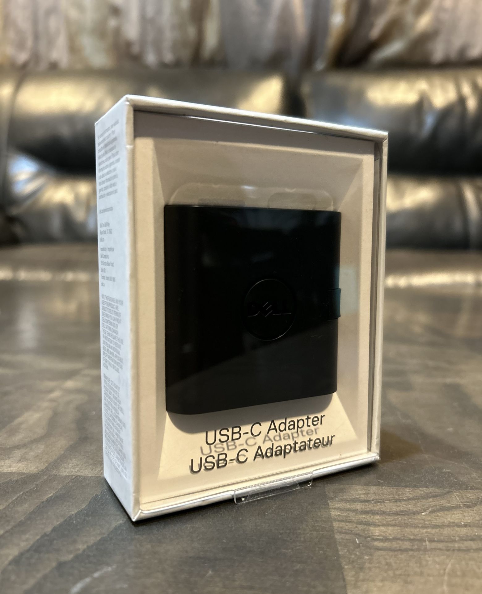 DELL DA200 USB C to HDMI VGA adapter to connect TV / monitor with laptop / desktop or compatible devices