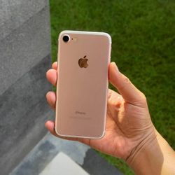 iPhone 7 32GB Unlocked 