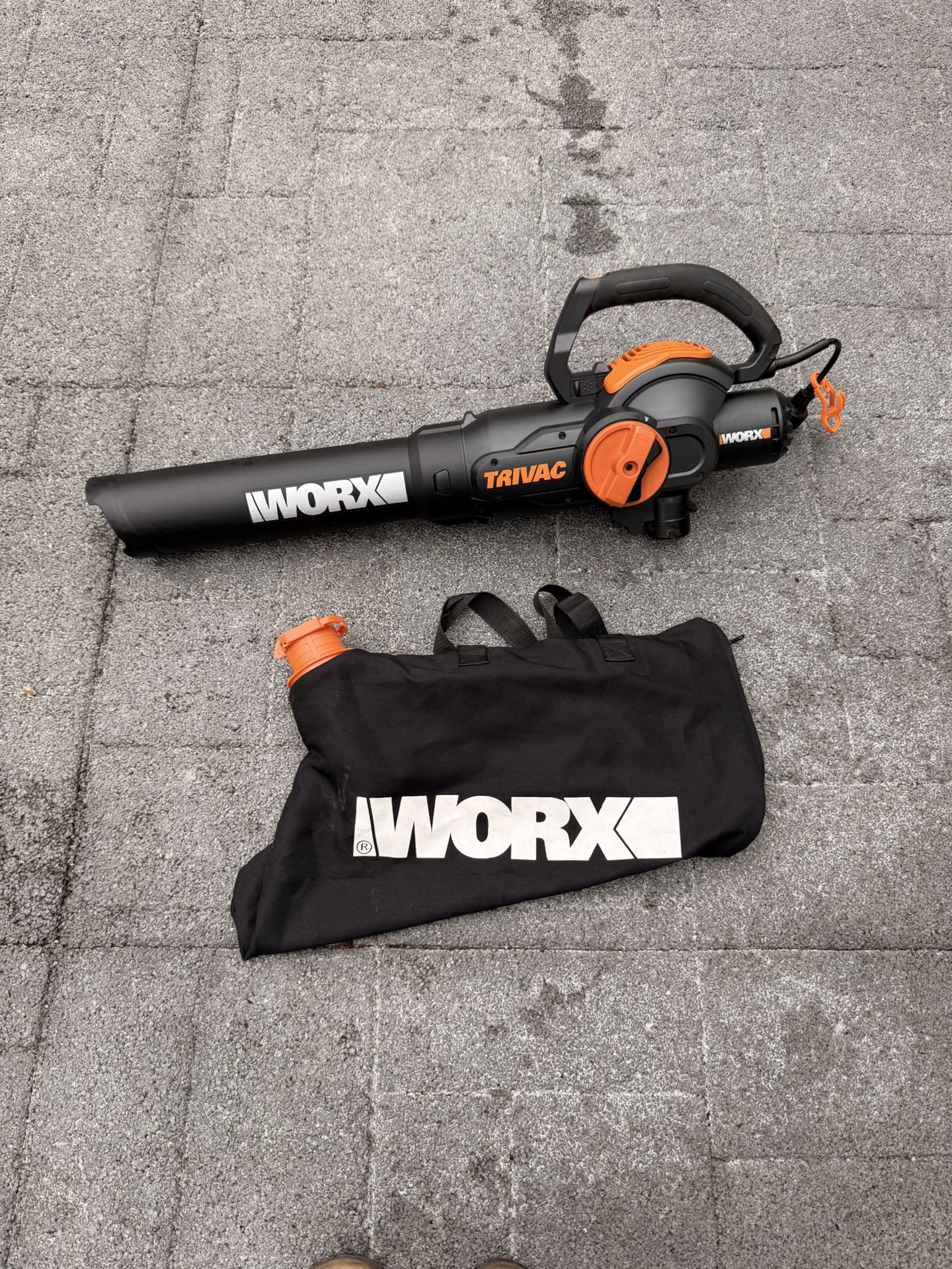 Electric Leaf Blower, Leaf Vacuum & Leaf Mulcher 