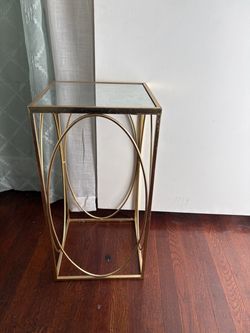 Gold Metal and Mirror Top Side Table