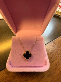 10k onyx clover necklace
