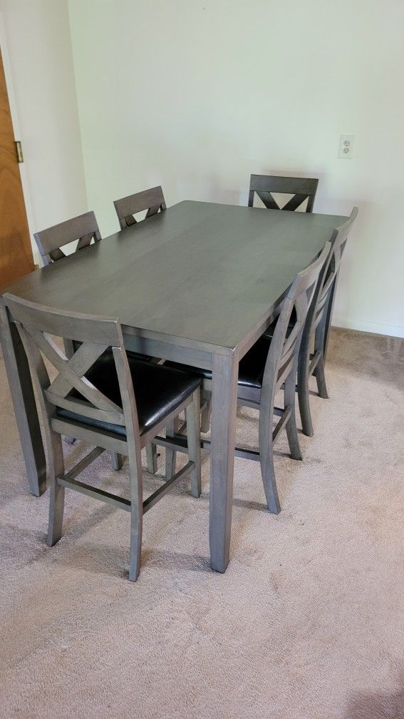 Bob's 6 Chair Kitchen Table