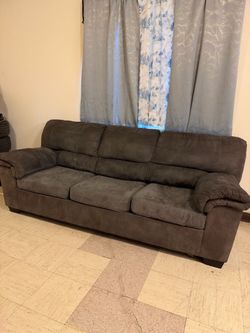 Comfy 2 piece couch