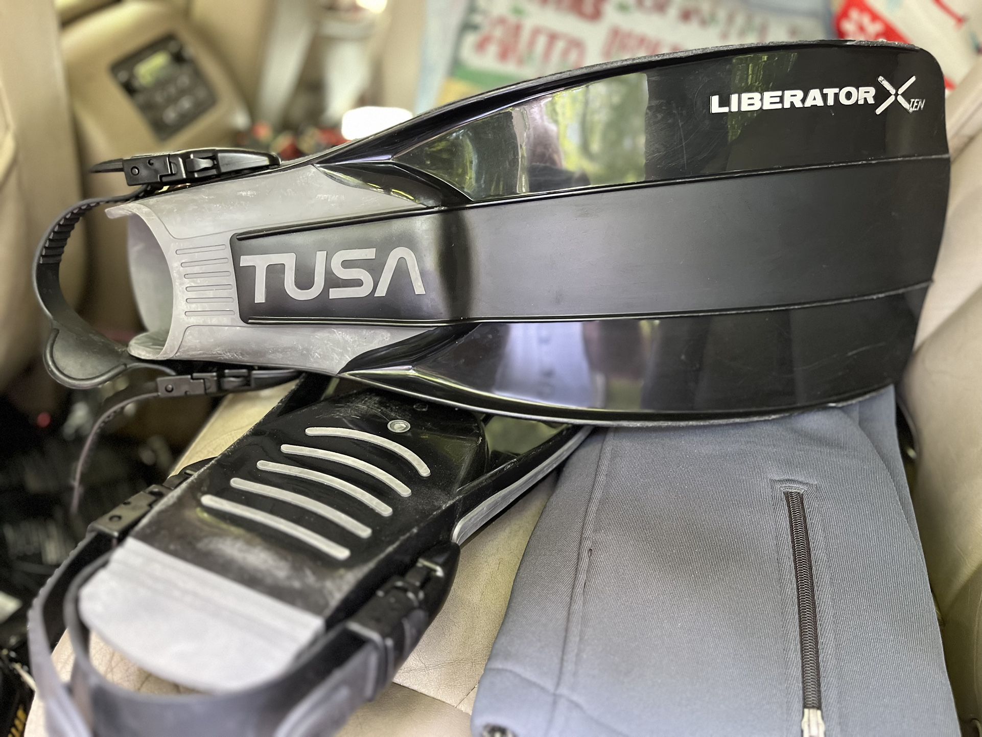 Tusa Liberator X 10 Scuba Diving Fins