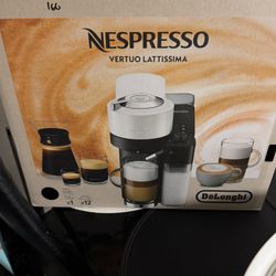 Nespresso Vertuo Lattissima
