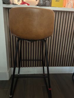 Bar Stool with Leather Seat x2