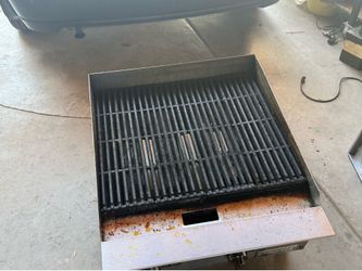 Dukers cooking grill