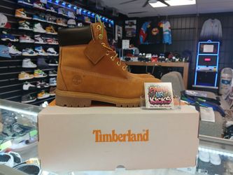 TIMBERLAND PREMIUN 6-INCH WATERPROOF BOOTS - #TB 110061 713 - SIZE 9.5 - ORIGINAL BOX