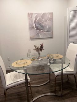 *MOVING SALE* DINING TABLE ONLY AND CANVAS