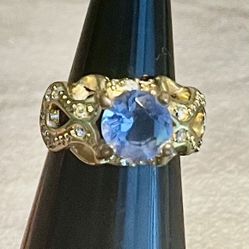 Gold Ring With Gem