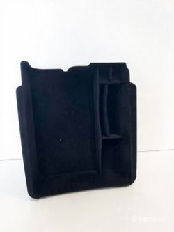 Tesla Armrest Organizer