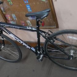 scott sportster P6 hybrid aluminum bike 21 speed hydro tubing size medium black used   shimano acera rear derailleur , 050 shimano SIS front derailleu