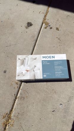 Moen Karis