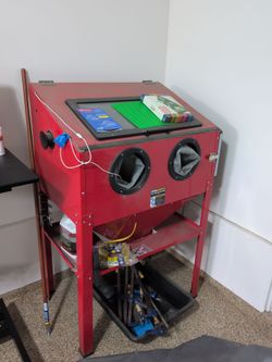 Blasting cabinet