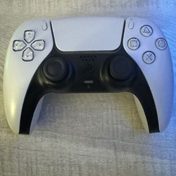 Used PS5 Controller- Good Condition 