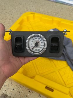 AIR LIFT DUAL NEEDLE GUAGE