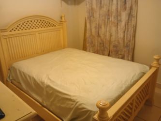 FREE Bed Frame with base mattress// WITHOUT MATTRESS