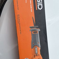 RIDGID 18v reciprocating saw kit