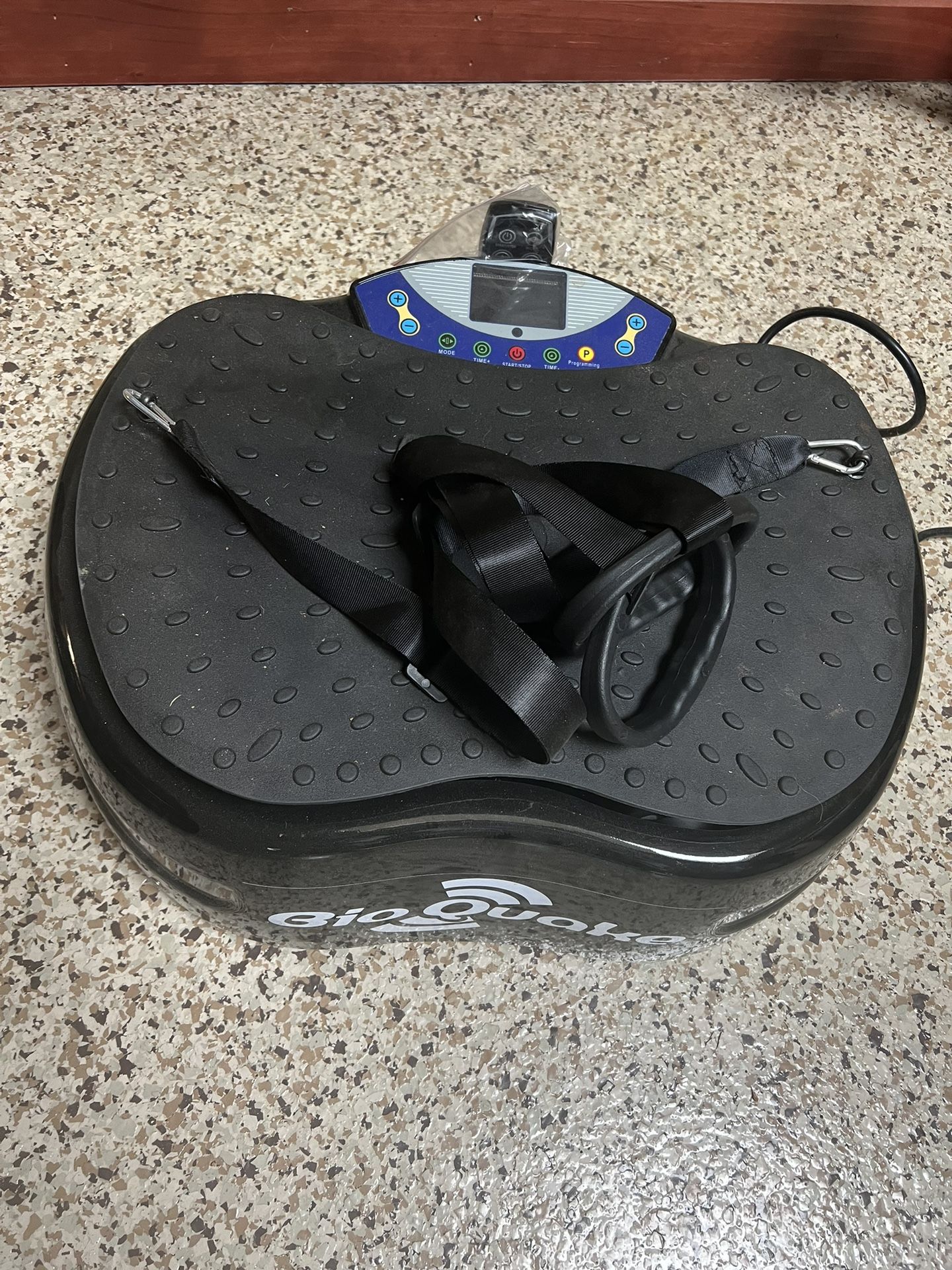 Bio Quake X550 Dual Motor Mini Whole Body Vibration Platform Machine