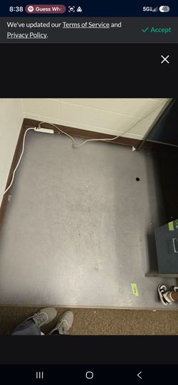 Floor protector
