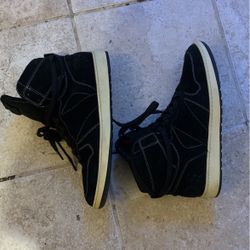 Black Rhudes 10.5