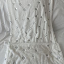 Throw blanket