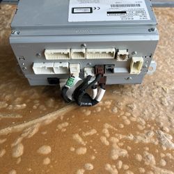 Toyota Tundra Radio / Speaker 