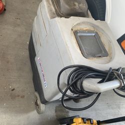 Equipment For Floor And Carpet Washing 