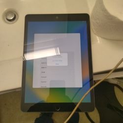 I Pad A2602