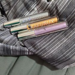 3 Glitter Mascaras