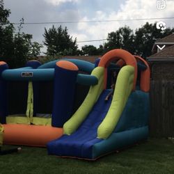 Bounce House With Slide