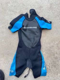 Junior spring wet suit size 10