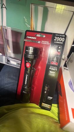 Husky 2000 Lumen Rechargeable Focusing Flashlight