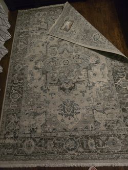 Very Good Quality And Clean Carpet Size 7 & 5