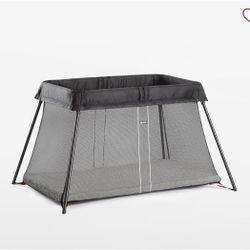 BabyBjorn Travel Crib