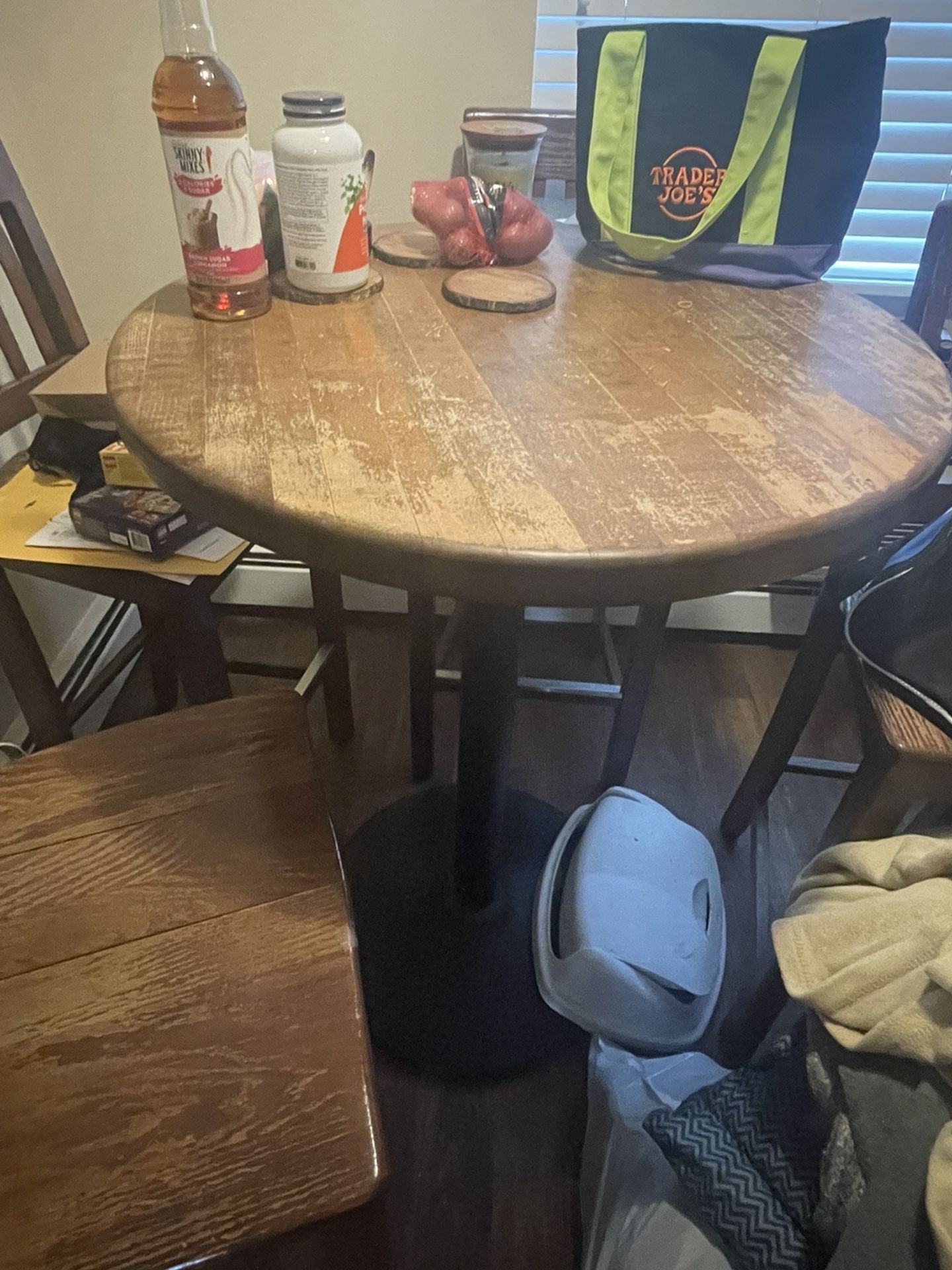 High Top Table W/ 4 Chairs