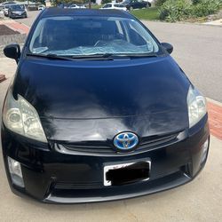VERY CHEAP Toyota Prius, clean title