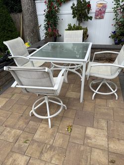 Patio set