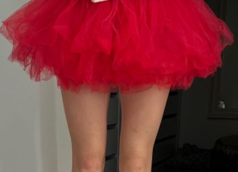 Red tutu- 5 later tulle