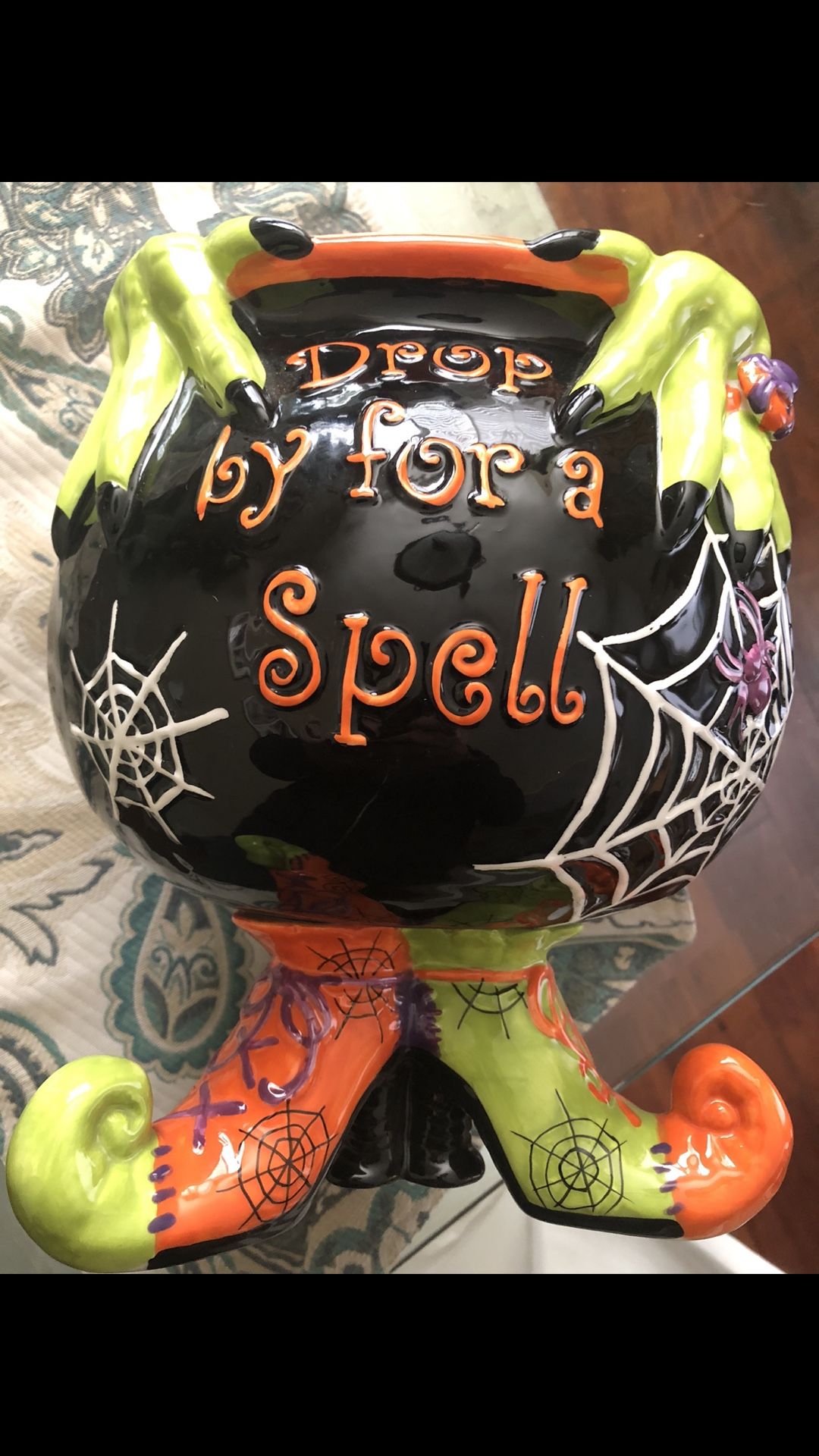 Kaldun & Bogle Ceramic Cauldron Halloween