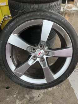 Camero Rim& Tire