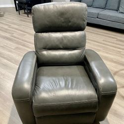 Recliner Chair 