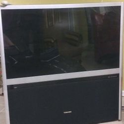 Toshiba TV (Big Back)